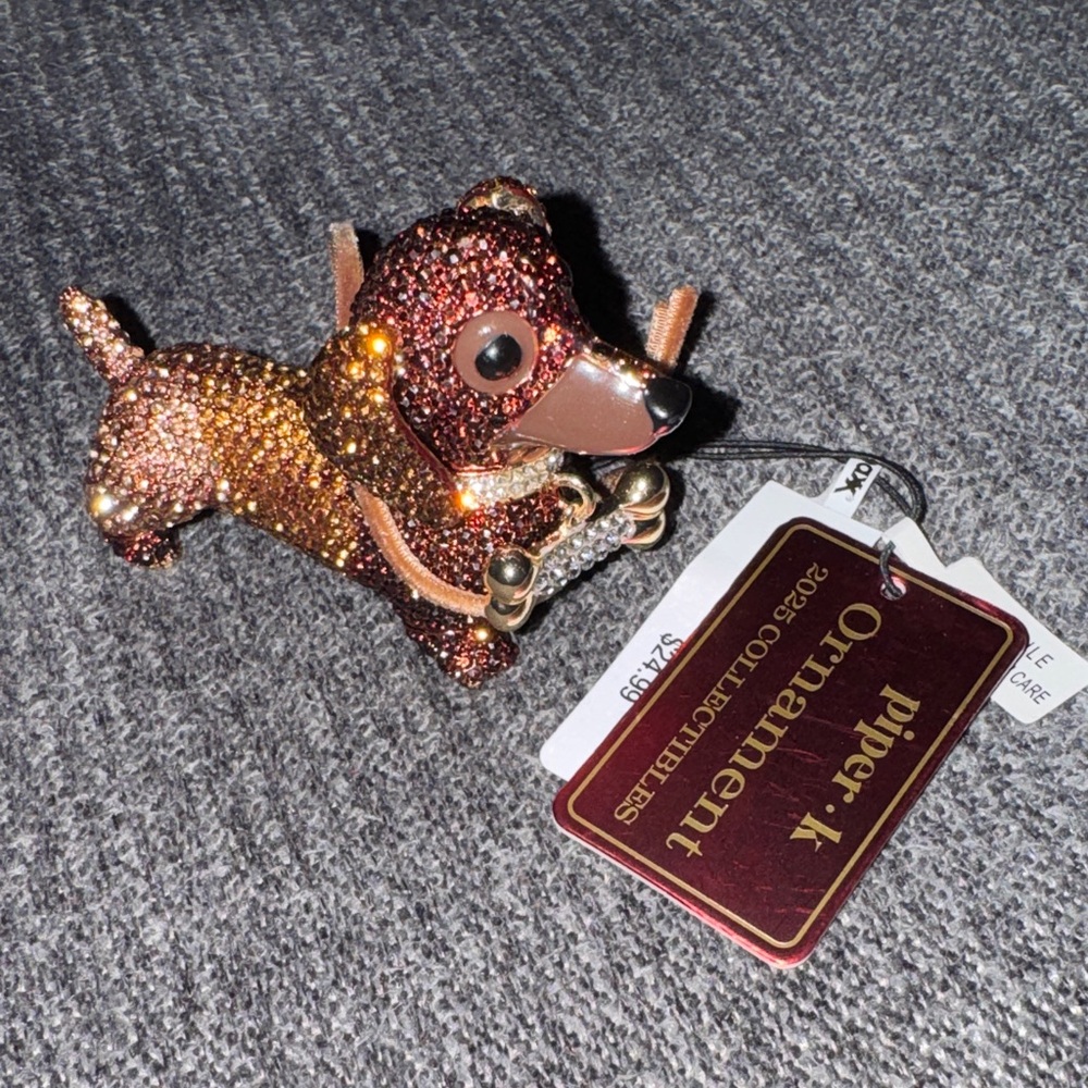 Piper X Ornamental Crystal Dachshund Brown Glitter